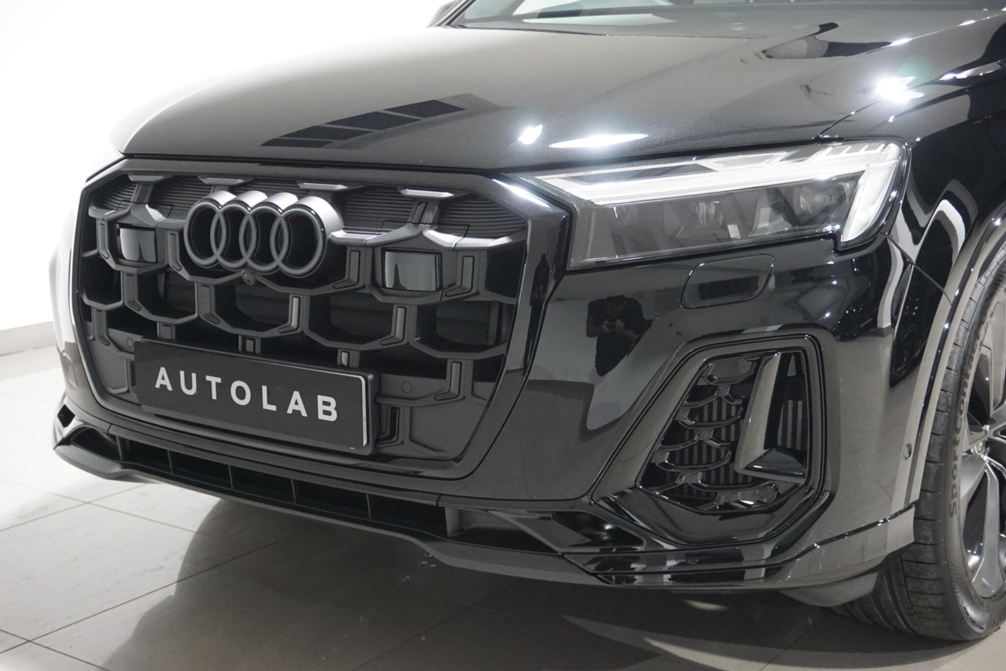 Audi Q7 3.0 TFSI V6 55 Black Edition SUV 5dr Petrol Tiptronic quattro Euro 6 (s/s) (340 ps)